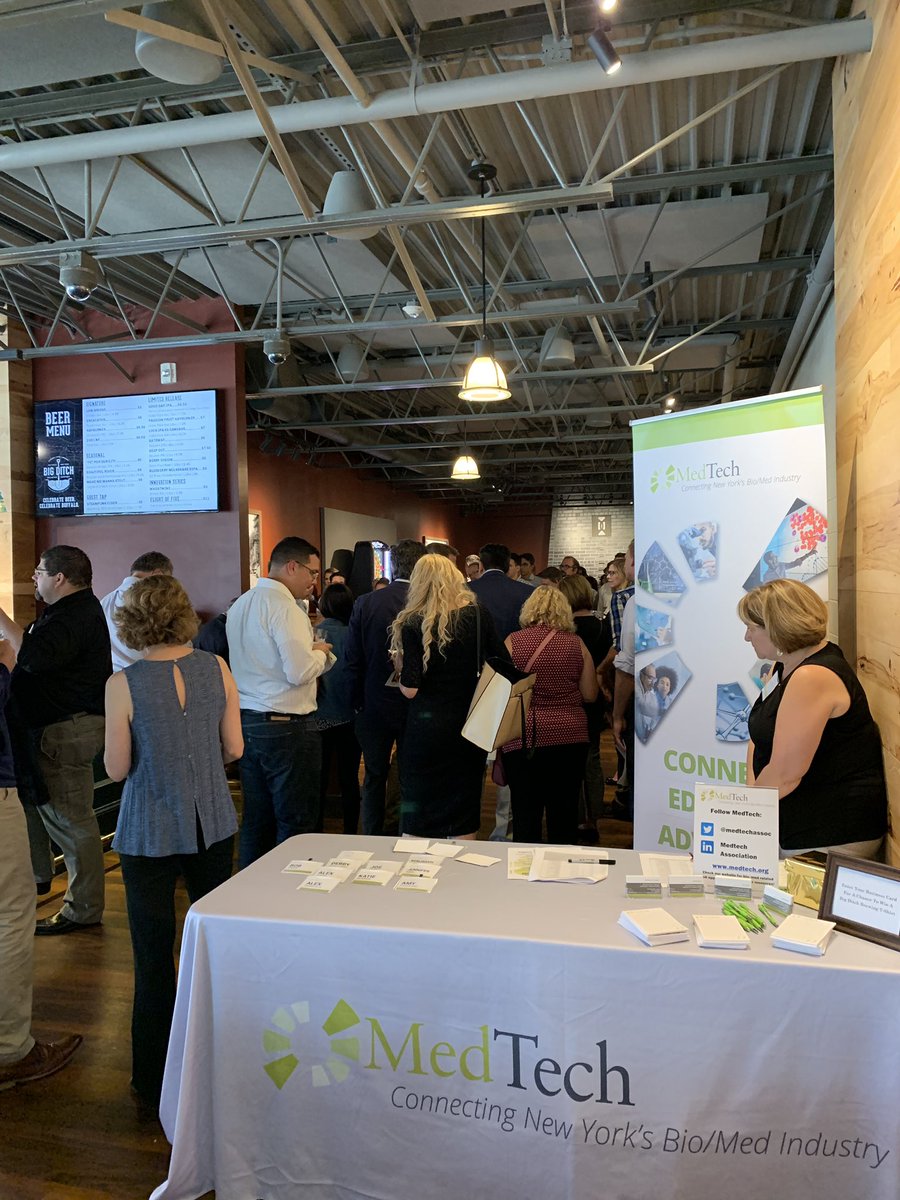 LifeSciNY's tweet photo. Listening to some great and thought-provoking presentations from some of our most innovative members from the #Buffalo area! Presenting companies include: @amriglobal @circuitclinical @EfferentLabs @GarwoodMedical SoPark and @Tapecon! #MedTechMeetUp https://t.co/rbmwqP8Xuy
