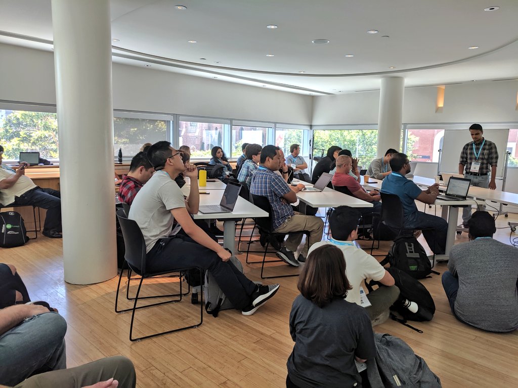 PetuniaGray's tweet image. Sitting room only as @postmanclient Product Manager Sankalp walks through collaborating on API design and development - a new way to manage your Single Source of Truth #APIdaysSF #APIdays @shanky0o