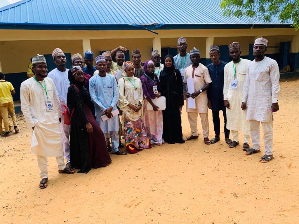 AkhY_Herpheez's tweet photo. Alhamdulillah 
Alhamdulillah 
Alhamdulillah 
For a successful #GiveNorthEducation by Me,My mates and everyone in the movement 🙏🏼❤️🤝🤗

#GiveNorthEducation 
#KebbiStateChapter
#KebbiTwitterConnect ❤️ https://t.co/KxHbRlfGGF