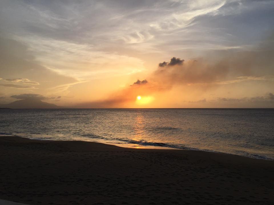 jesusvizquierdo's tweet photo. Paradise can wait...meanwhile Dominican Republic is quite near. Make sure you visit this beautiful country
#JimmyComeToDR @jimmykimmellive https://t.co/eUXlZbr67J