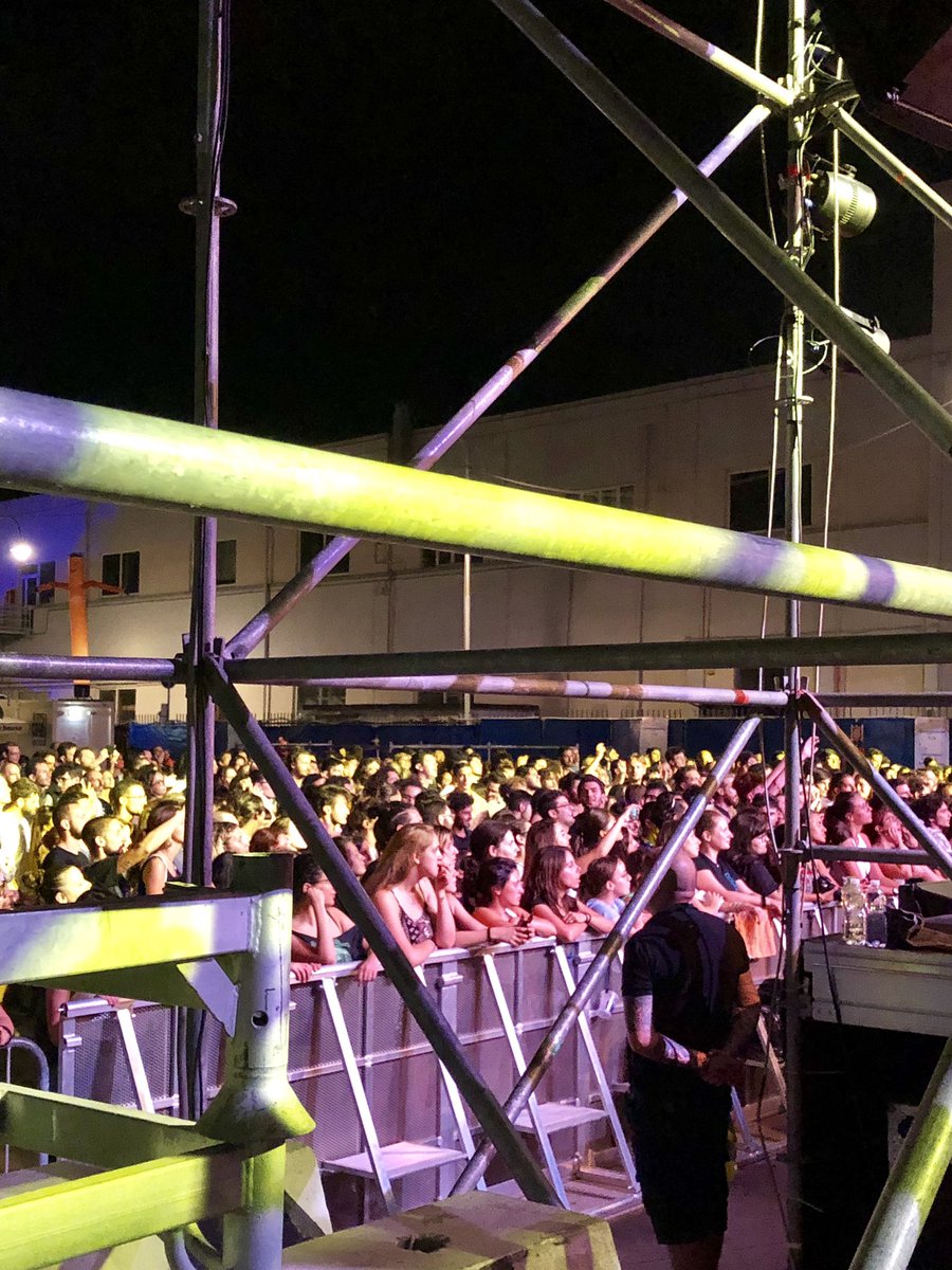 PortoAnticoGe's tweet image. Ultimi pezzi del concerto per i #FASK! 👏🏻👏🏻👏🏻
-
#EstateSpettacolo19 🐙
#ArenaDelMare #GoaBoa2019