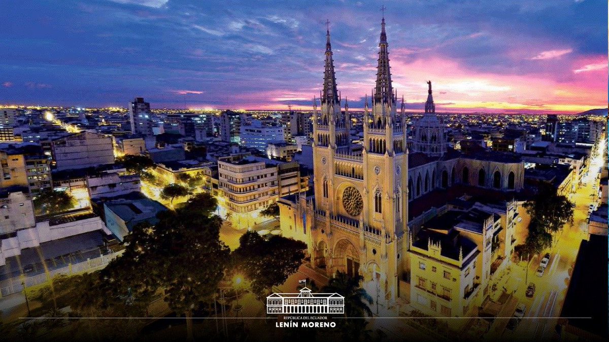 Lenin's tweet photo. ¡Excelentes noticias para el turismo! 19 galardones del @WTravelAwards 2019, capítulo Sudamérica. Premio a nuestras ciudades magníficas y hospitalarias. ¡Premio al servicio y calidez de nuestra gente! ¡Turismo: empleo, trabajo y oportunidades! #Ecuador para todos🇪🇨 https://t.co/4MBalcgeNw