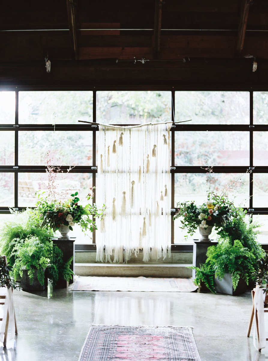 uniononeighth's tweet image. Get a #wedding look that can't be duplicated at The Union on Eighth.

Complete with #historic shiplap, and an #industrial metal finished exterior, you will have a #timeless look guest will remember for years to come. ow.ly/MR7r50v1Zb3