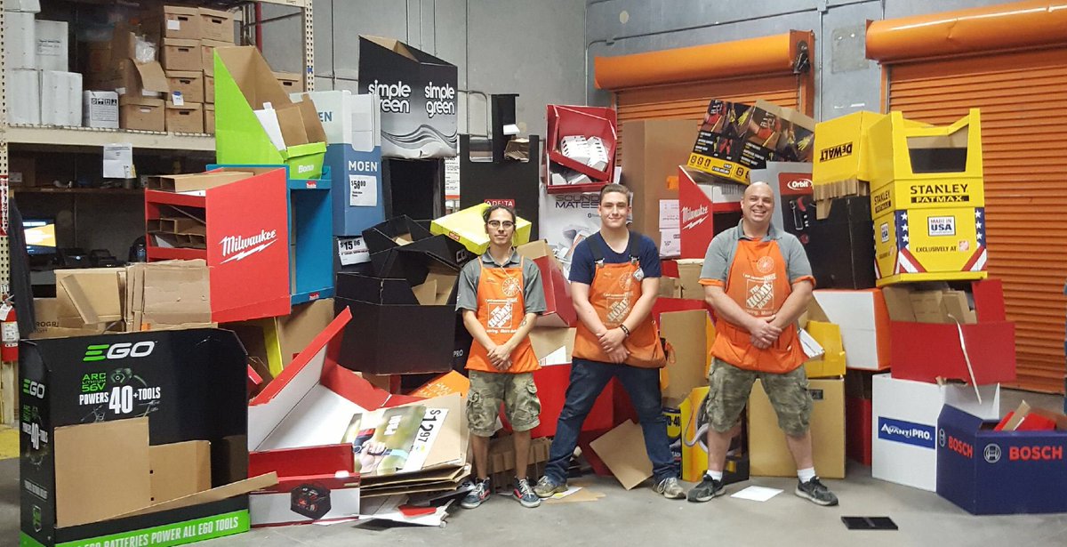 8418 Team tackling instock!
Look at all that cardboard!
<a href="/mlp814/">Michele</a>