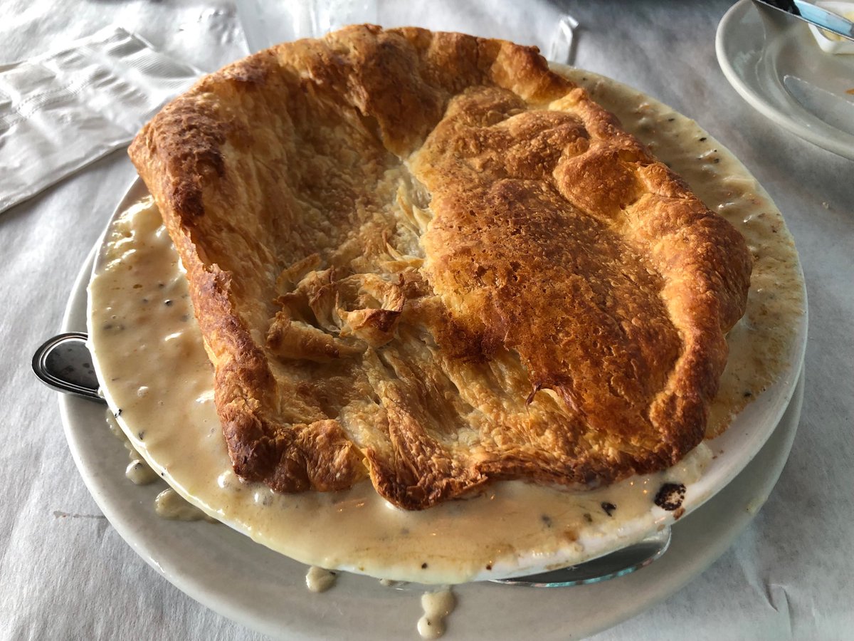 SBrookprincipal's tweet image. So back to New England and couldn’t resist lobster pot pie!#crabshell