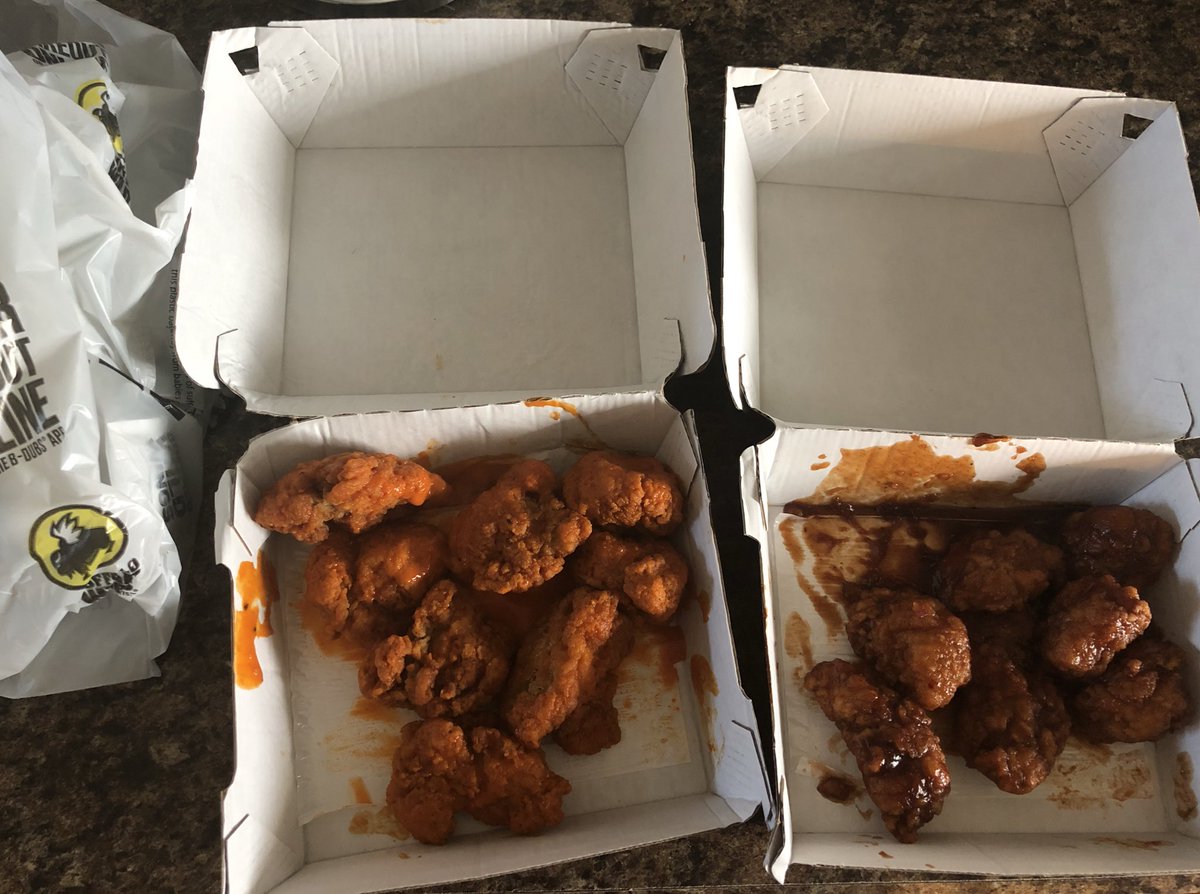 gsutts97's tweet photo. The answer is yes... @Marianne13 and Tania Sigurdson are my two favourite people right now! Picked up some @BWWings and brought them back to Canada for me!! #thebest #thanks #wingcoma https://t.co/zwFjhuU3U4