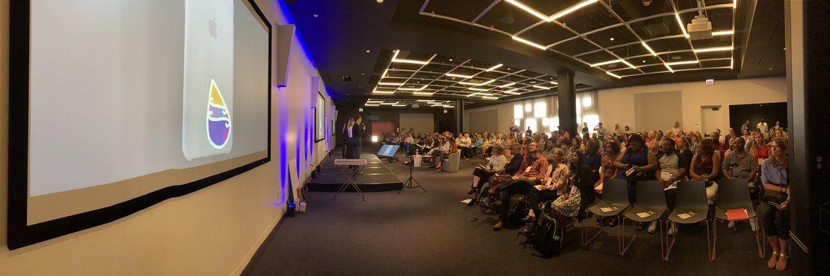 incubatoredu's tweet photo. And we’re off!  #studententrepreneur #INCsummit2019 https://t.co/8ZlWaSxQlC