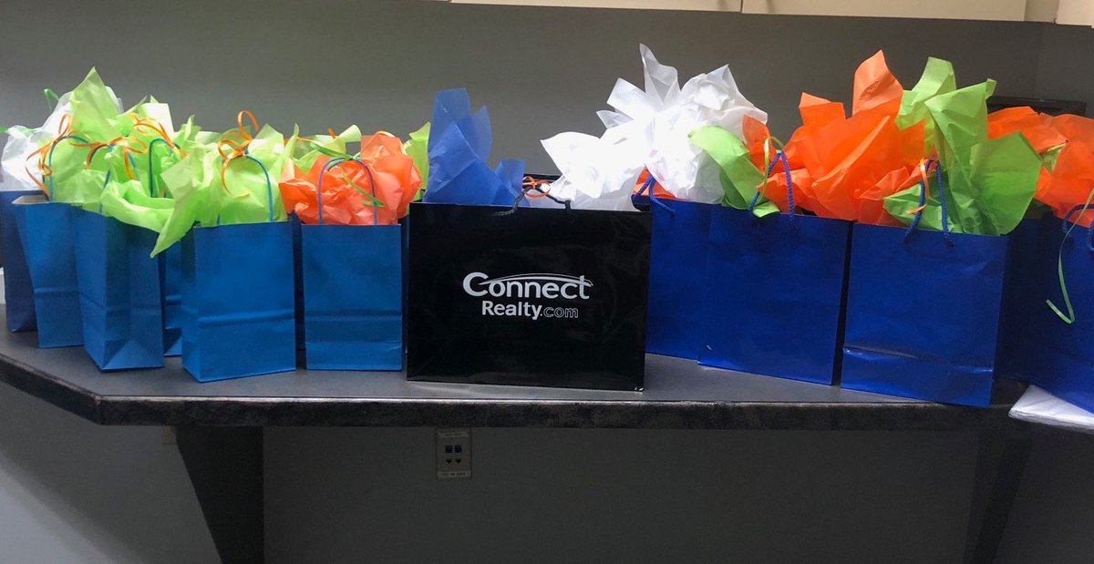 Getting ready for our annual #BINGO night tomorrow! We have great prizes, food and drinks ready to go! #weloveouragents #realestate #realtor #getconnected #Houston #TheWoodlands #HowardHughesDevelopment #TheWoodlandsHills #success #support #connectfam