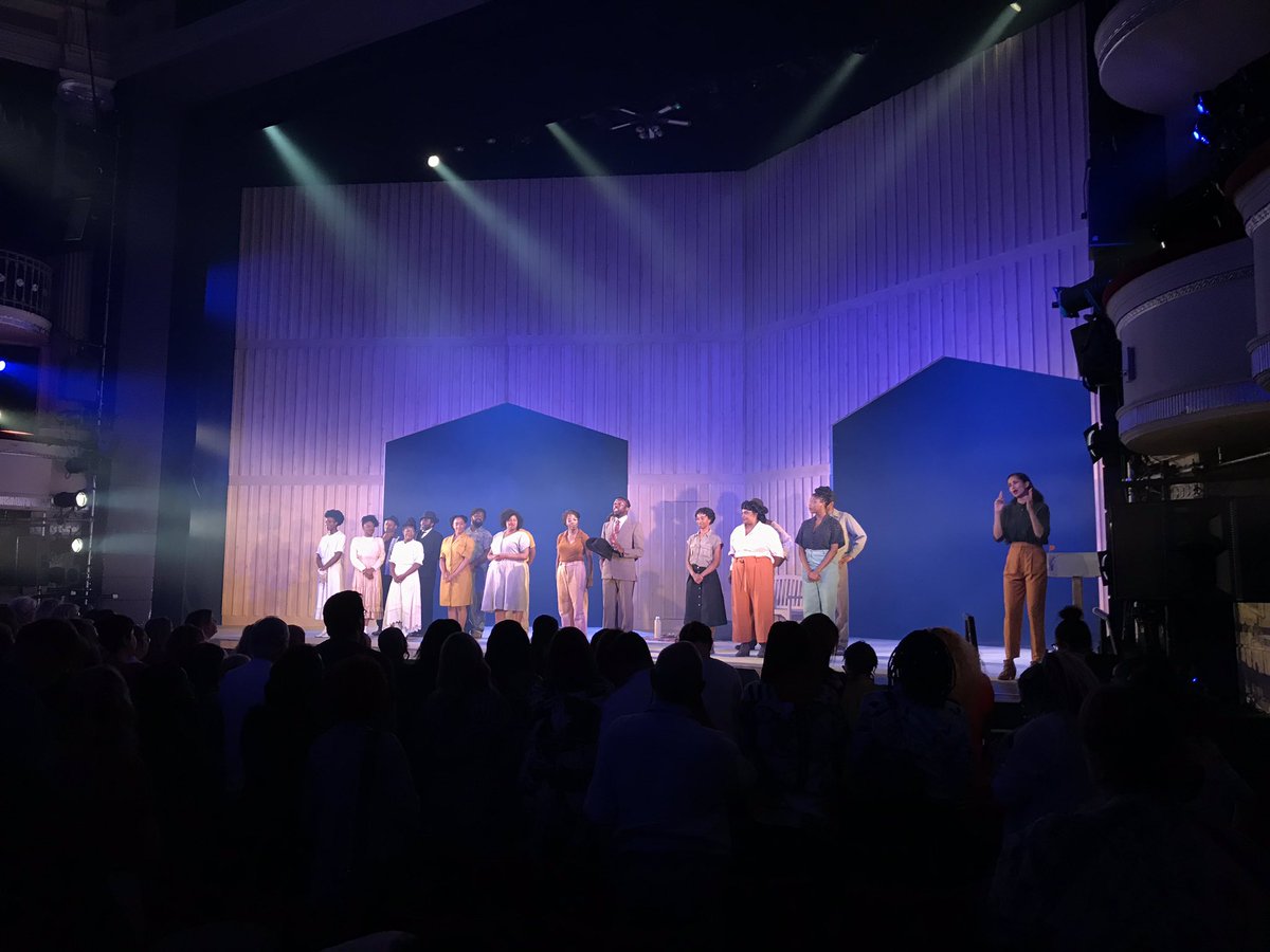 Shoutout to the AMAZING BSL interpreter at #TheColorPurple tonight. So sassy and stylish - just brilliant! 

(Basically living at <a href="/brumhippodrome/">Birmingham Hippodrome</a> this week taking everyone I know to this show 😉) 💜