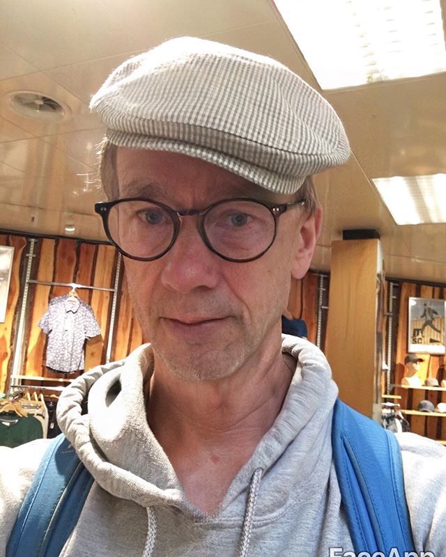 GunnarOden's tweet photo. Hello kids, what do ya think of my new cap? //🤘🏻👴🏻 #faceappchallenge https://t.co/0Y7byRGk2R https://t.co/Oshkm7pqR4