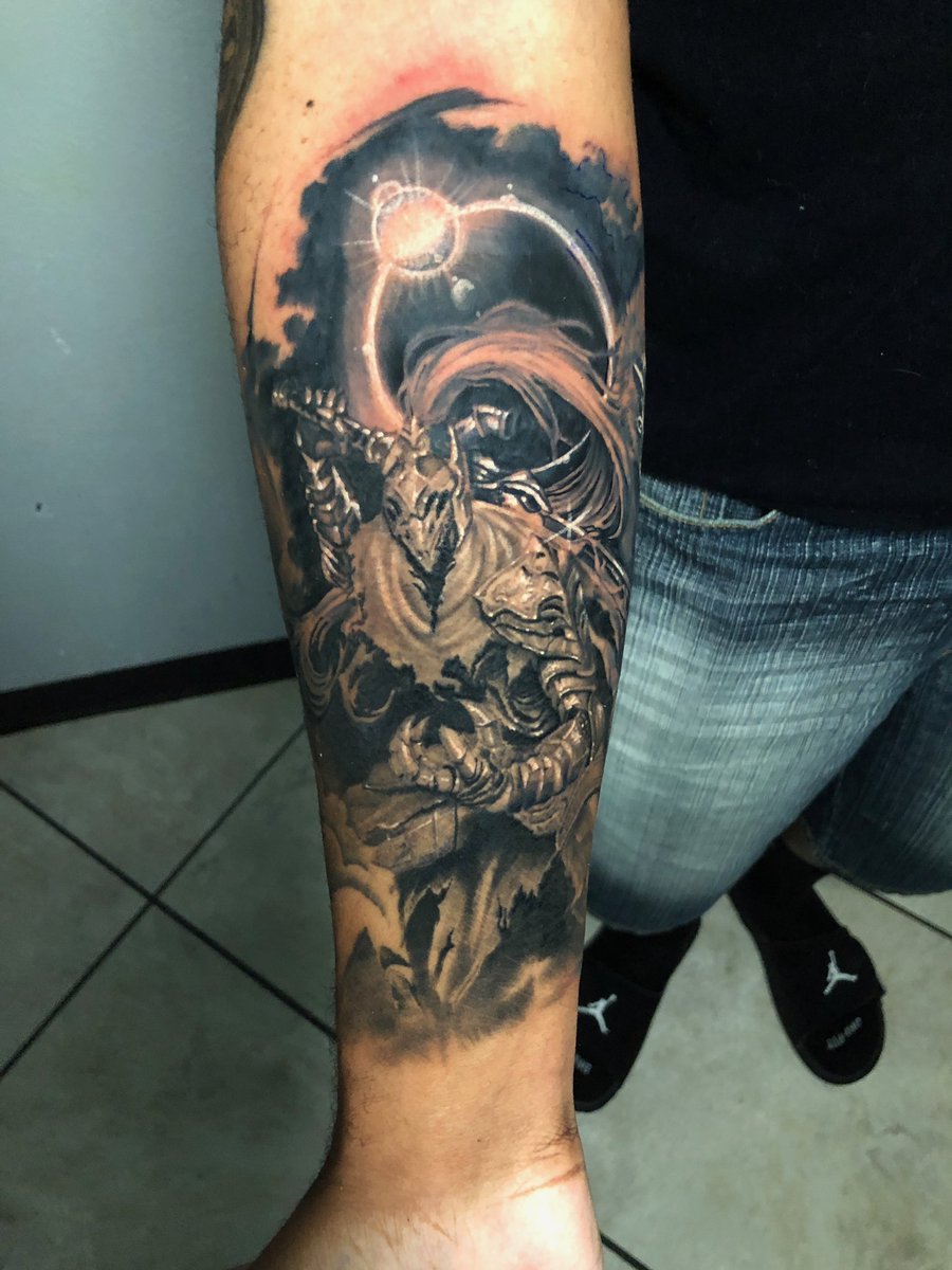 Tatuaggio Dark Souls Artorias e Sif  Adam Raia by VioletFireTattoo on  DeviantArt