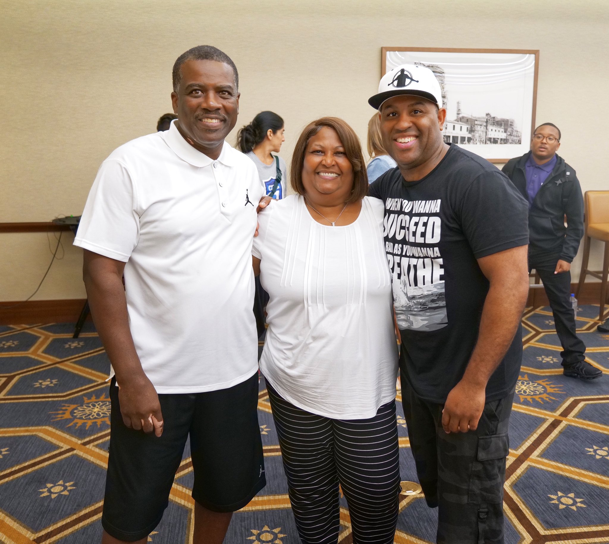 chris paul eric thomas shoes