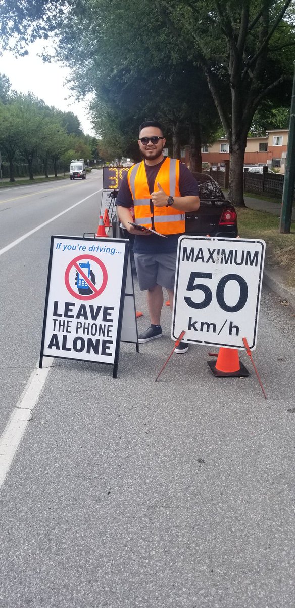 TheGWCPC's tweet image. You asked and we delivered!

Volunteers conducted another #speedwatch and #cellwatch at Grandview Highway. Too many speeders and distracted drivers out there!  🚗💨 📵

Any suggestions for our next speedwatch and cellwatch? Give us a message! 

#VANCommunityPolicing #SlowDown