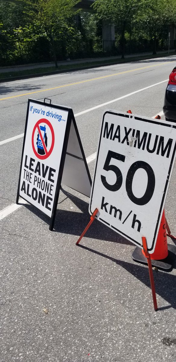 TheGWCPC's tweet image. You asked and we delivered!

Volunteers conducted another #speedwatch and #cellwatch at Grandview Highway. Too many speeders and distracted drivers out there!  🚗💨 📵

Any suggestions for our next speedwatch and cellwatch? Give us a message! 

#VANCommunityPolicing #SlowDown
