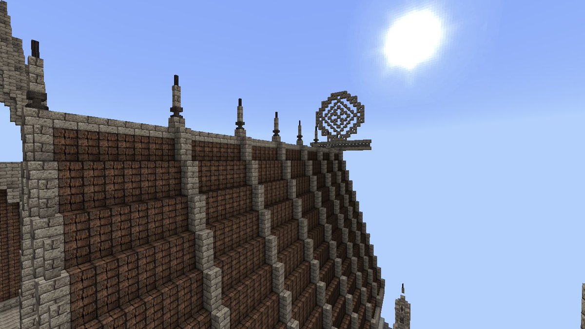 Ein Falke Twitter वर Minecraft Minecraft建築コミュ ここにも1つ薔薇窓 お城が大きすぎてどういう風にすればいいか分からないです 事前に城全体の設計図を描いてれば良かったのですが これじゃいつ終わるか分かりませんね