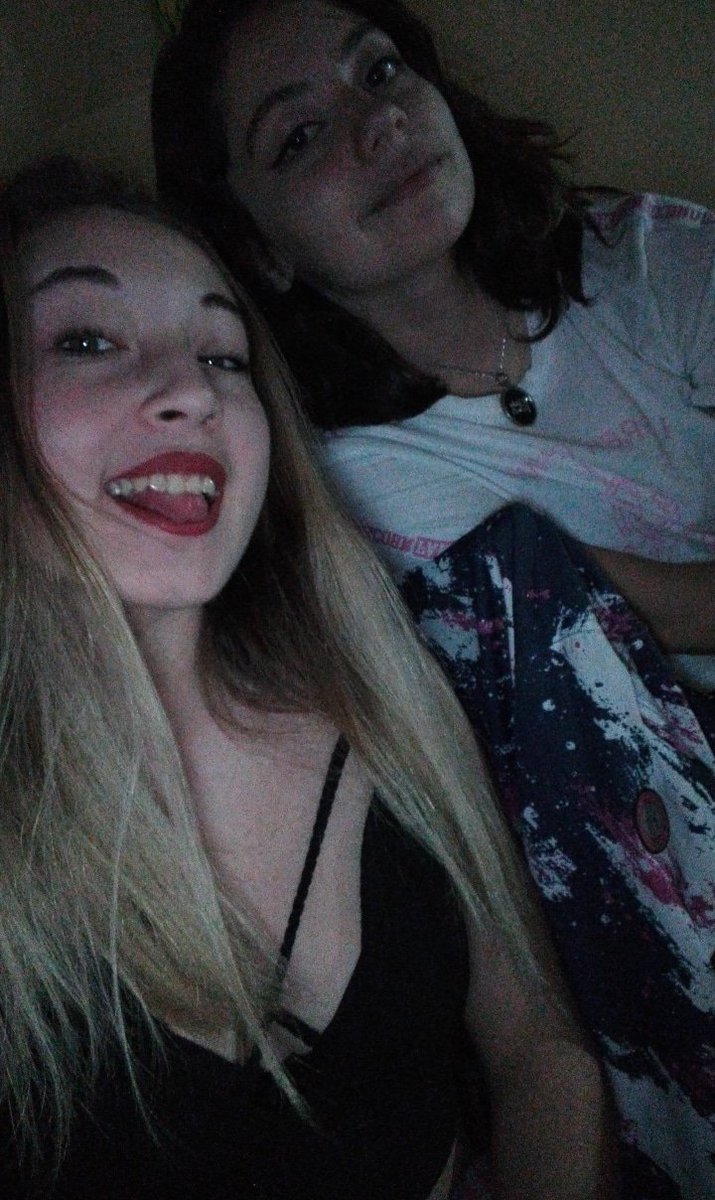 lunadcafe's tweet photo. @soolmehl1 T amo @_Demonic_Queen_ https://t.co/FjO3l3yhVW