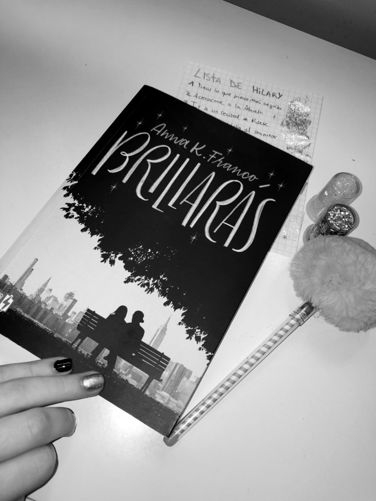 venusenvirrgo's tweet photo. Nueva reseña de #Brillaras , me ayudan una Banda compartiendo y yendo a leerla a ver si les gusto ✨ https://t.co/XGLDi3brI9 https://t.co/zMg0hFAVi0