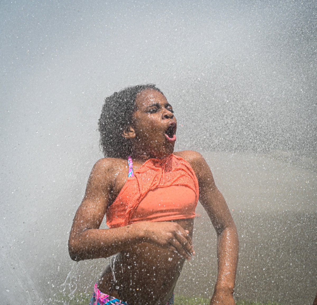 KevinMHaas's tweet photo. A sprinkler specially made by @RockfordFire helped kids cool off in water from fire hydrants today. More "hydrant parties" are coming as the heat wave continues this week.
Photos here: https://t.co/PsyulOw6O8 https://t.co/coZbxit64r