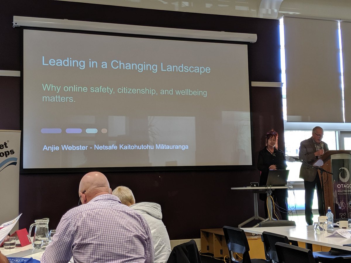 Anjii Webster (<a href="/AnjiiW/">anjela@generationonline.nz</a>) from <a href="/netsafeNZ/">Netsafe NZ</a> presenting for attendees at #ELF19NZ - there are fantastic opportunities in using technology in education.