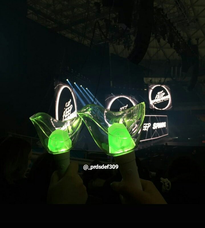 _slowlyblue's tweet photo. AHGASE FOREVER 😭💚  190717  - 180717 

#GOT7inChile #GOT7WORLDTOUR #GOT7_KEEPSPINNING #got7enChile #GOT7_SPINNINGTOP https://t.co/5Ba8QUJjRH