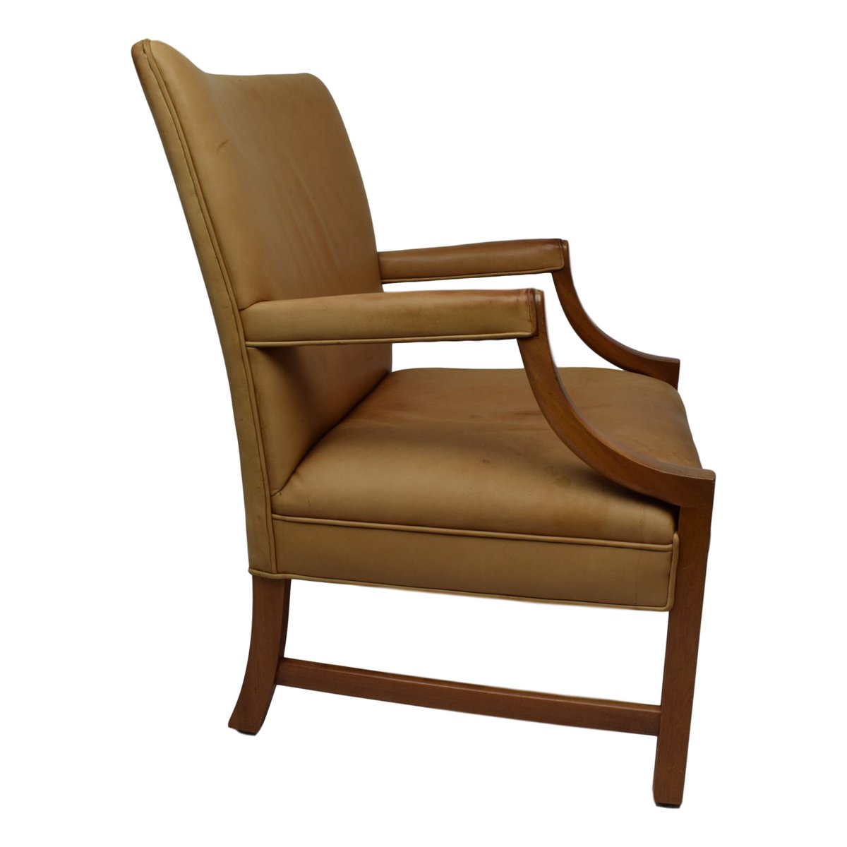 webbsmidcentury's tweet photo. SUMMER SALE! An armchair by Ole Wanscher produced by A.J. Iversen. Worldwide delivery and VAT-free shopping for non-EU customers. #webbsmidcentury #olewanscher #olewanscherchair #ajiversen #danishchair #scandinaviandesign https://t.co/bJO0wHhWe9