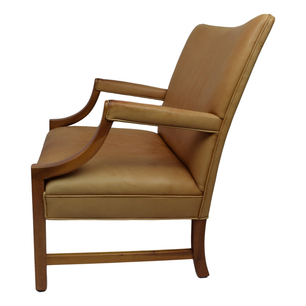 webbsmidcentury's tweet photo. SUMMER SALE! An armchair by Ole Wanscher produced by A.J. Iversen. Worldwide delivery and VAT-free shopping for non-EU customers. #webbsmidcentury #olewanscher #olewanscherchair #ajiversen #danishchair #scandinaviandesign https://t.co/bJO0wHhWe9