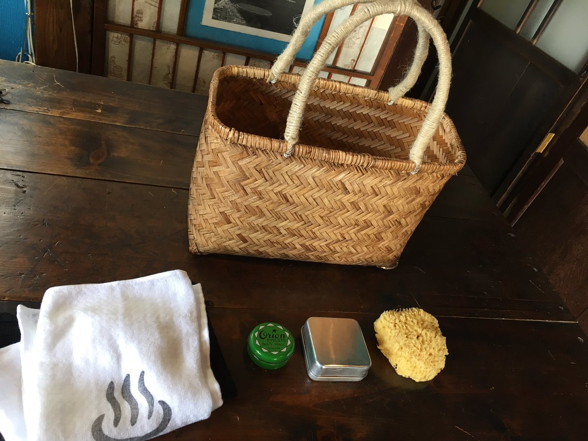 ট ইট র あとりえうたかた お風呂用カゴバッグをちょっとだけリメイクしてみました カゴバッグ お風呂用バッグ リメイクバッグ Beforeafter 温泉バッグ 飯坂温泉 福島県