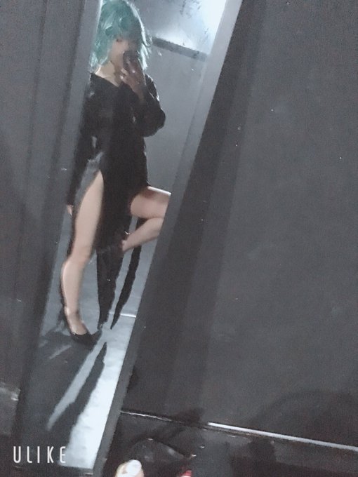 コスプレイヤー社員食堂ギラギラのTwitter画像55