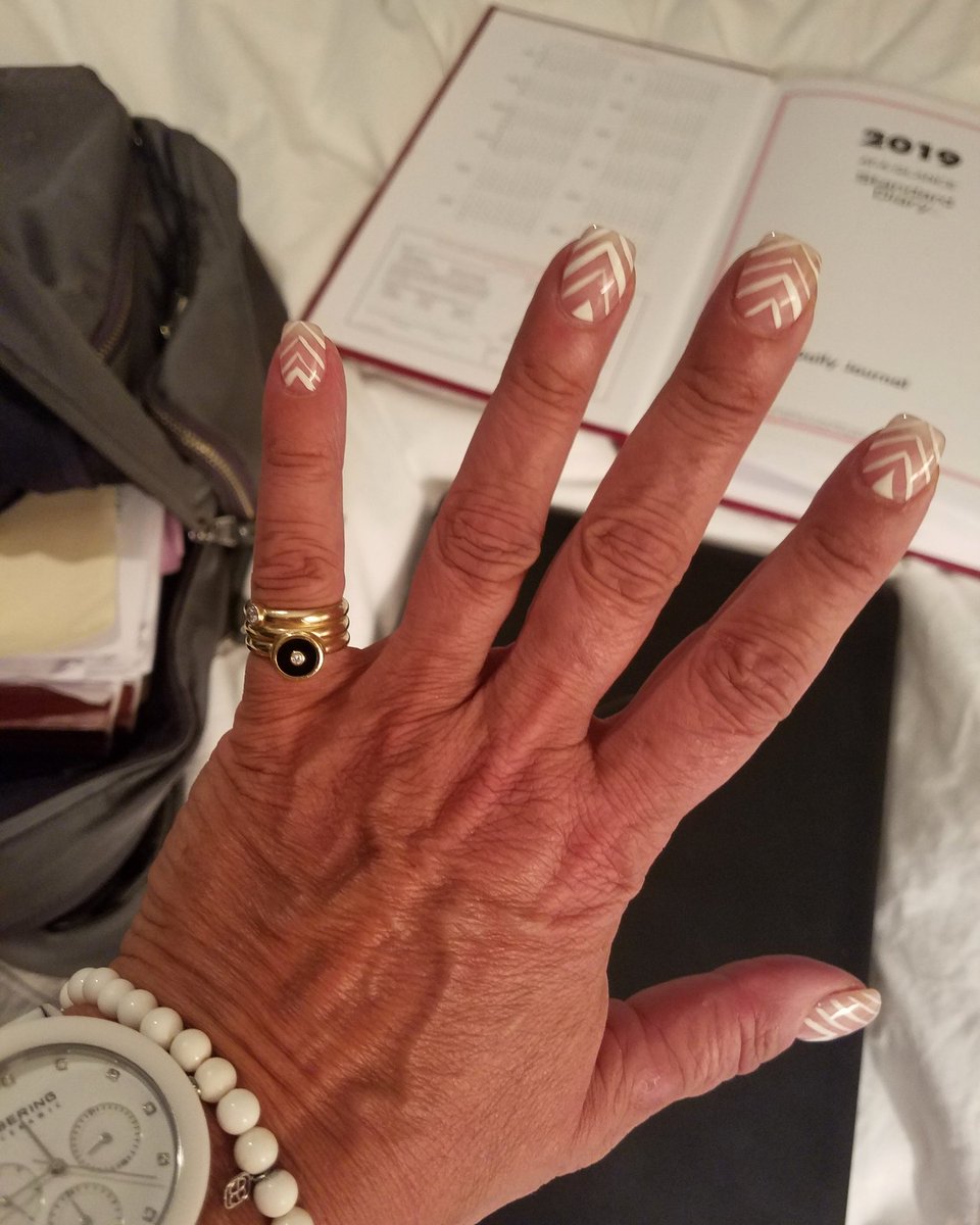 LazarLaw's tweet image. Mercury is deeply in retrograde; I was rear- ended by a hit and run driver; I must finish in the next 24 hours everything in the background, but my vacation nails are on point.

#vacationnails
