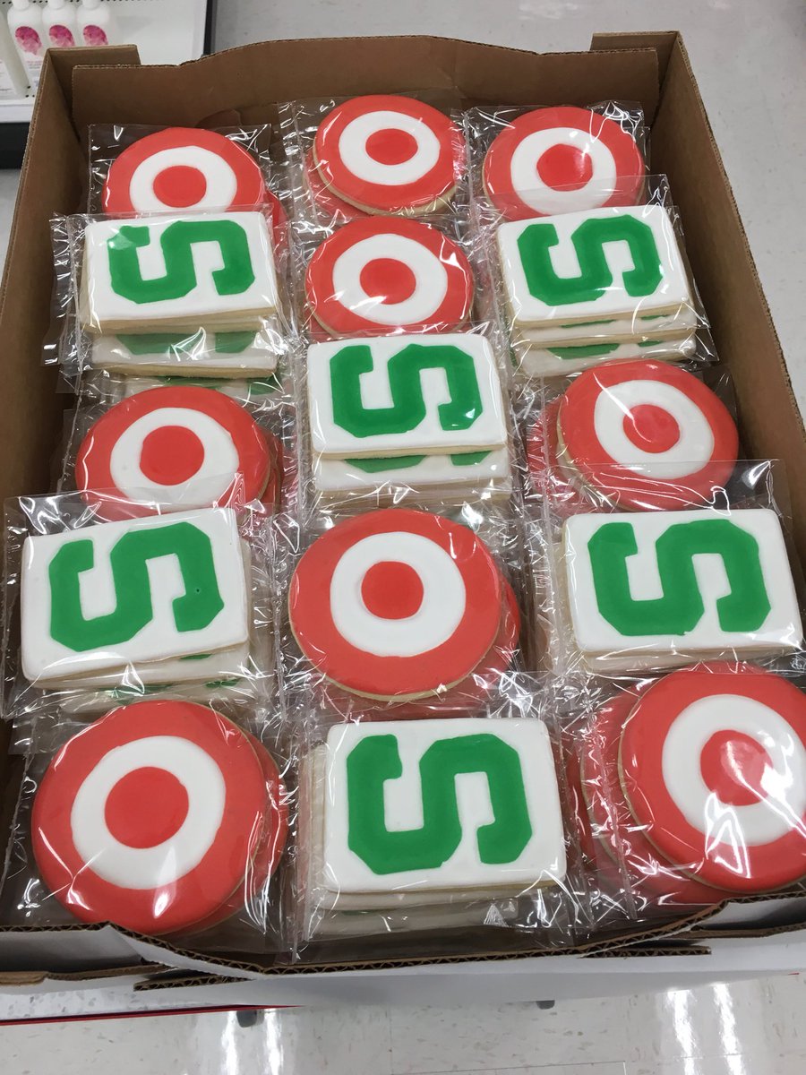 KatieStew3278's tweet image. Last night was so incredible! Thank you to all of you for all of your support! I am SO excited to be the SD of the very first small format store in Michigan and in a city that holds a special place in my heart! GO GREEN! 💚❤️ 🎯