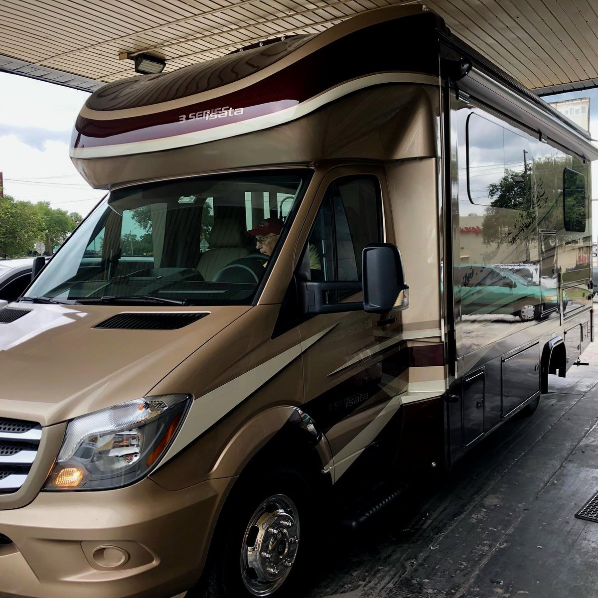 Clear UV shield window film for the whole front section including the windshield. #nomoresunburn #lakeland #rvworldoflakeland #aswf #staycoolmyfriends #blvdtint

Contact us today for window tinting or a custom car stereo system installed by our trained technicians.