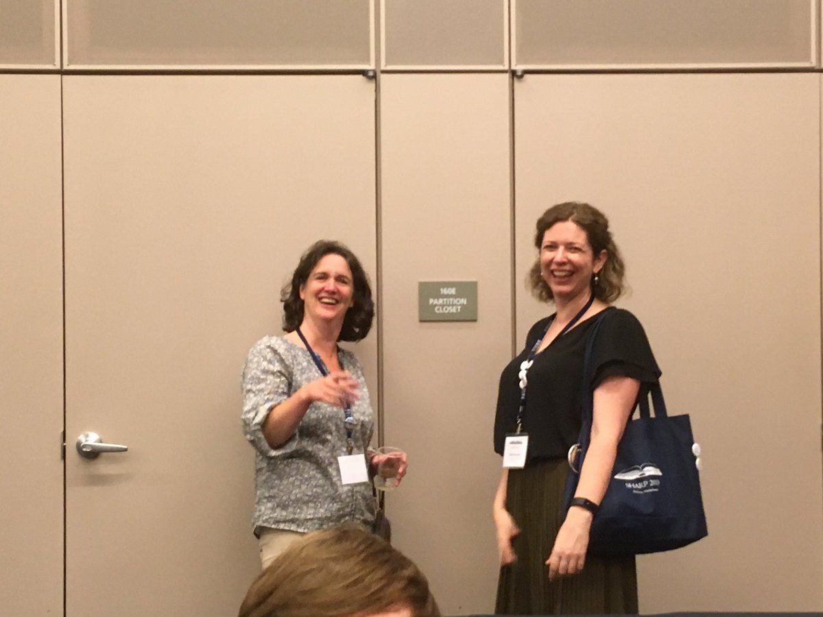 AlexisWeedon's tweet photo. #ohsharp they are looking at a closet โฆ@ClaireSquiresโฉ https://t.co/9EHY71230z