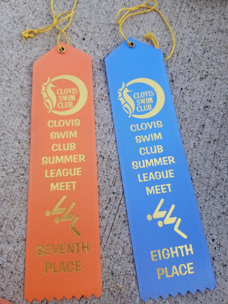 SteveRobertello's tweet image. My favorite swimmer earned ribbons last week! Last year we we were happy she finished. It's all about getting better vs yourself! #pushyourself @kamrobo