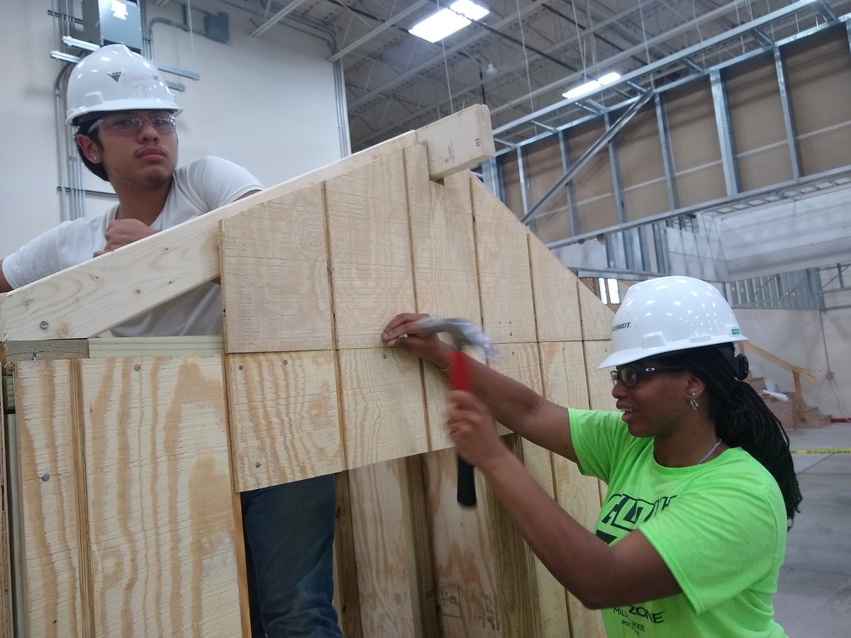 MrGriffie's tweet photo. The team came together today at Day 3 of #Building2Learn Builders Camp. Rafters cut and installed on the Playhouse! https://t.co/vcOP9amTtC