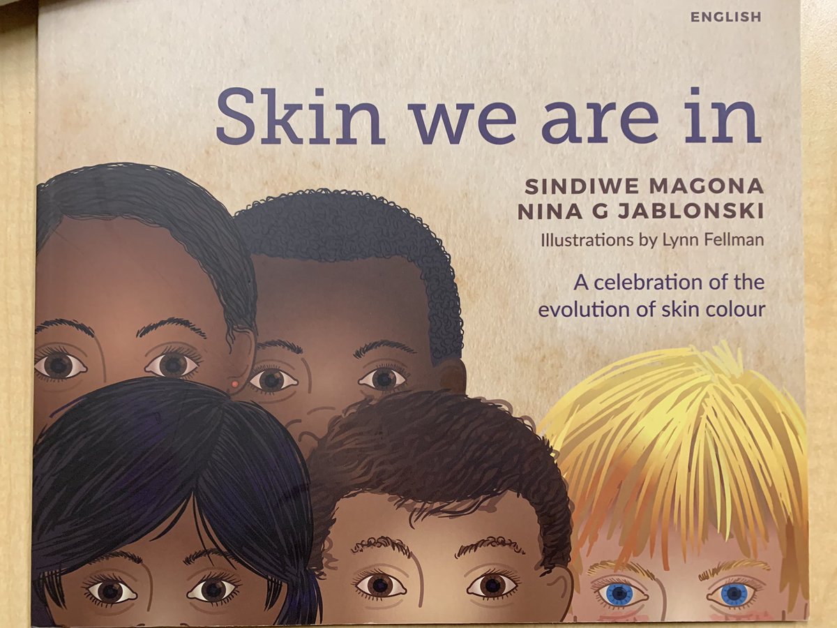 real_mr_lee's tweet photo. Had a great time @UF this week with educators from the southeast learning about Human Evolution. Met some great people that I will miss seeing every day! Also won this book! @sindiwemagona @NinaJablonski1 #HESTW https://t.co/zpJZJmumAA