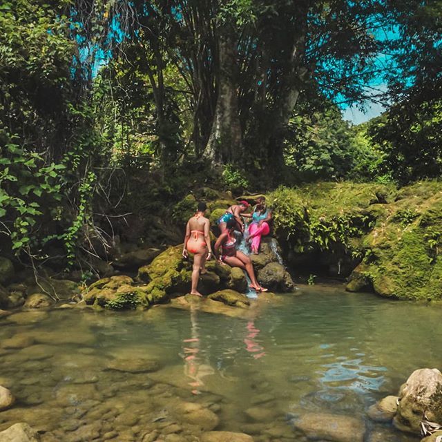 RoamingYardy's tweet photo. Traveling with friends make the journey sweet and the arrival even better
.
.
.

#roamingyardy #jamaicanadventure #irep876 #proud876 #jamaicanbeauty #capture876 #jamaicansbelike  #blacktravelbloggers #purejamaica#jamaicanstraveltoo #Beautifuldestinations… https://t.co/3lAV3B9yEG https://t.co/xjh731mz4a
