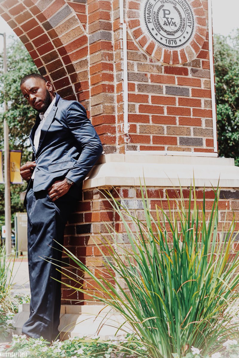 KristyCaptures's tweet image. Cam Johnson #pvamu19 
-
Let me do y’alls personals! Events, Senior, Prom, etc..