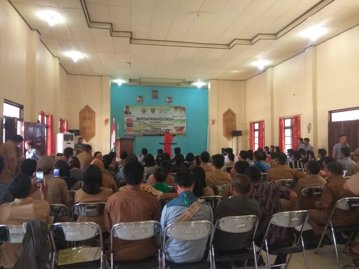 Bursa Inovasi Desa sebagai ajang pertukaran inovasi desa, Bursa Inovasi Desa cluster I kabupaten Barito Timur, Kalimantan Tengah. 
#BursaInovasiDesa2019 
<a href="/jokowi/">Joko Widodo</a> <a href="/EkoSandjojo/">Eko P. Sandjojo</a> <a href="/anwsanusi/">Anwar Sanusi</a> <a href="/taufikmadjid71/">IG : taufik.madjid</a> @fachrilabalado