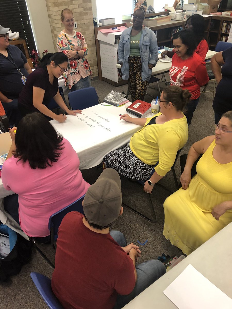 bulldawg1987's tweet photo. The penultimate day of the @AbydosInt summer writing institute with @EctorCountyISD educators was filled learning all about Vygotsky, the ZPD, heaps, complexes, and pseudo-concepts. #ECISDwrites @jodiramos15 https://t.co/5zji8rJTy9