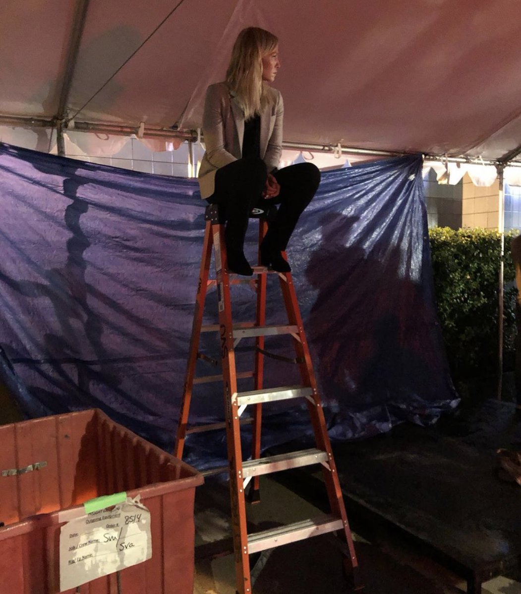 The16thPrecinct's tweet photo. PHOTO | @KelliGiddish going to extreme lengths to not get her feet wet 😂 #FilmingInTheRain #OnTopOfTheWorld #Setlife #BehindTheScenes #SVU21
📷 @KelliGiddish IG | https://t.co/kpF0BProMK https://t.co/MNSmpaR0qs