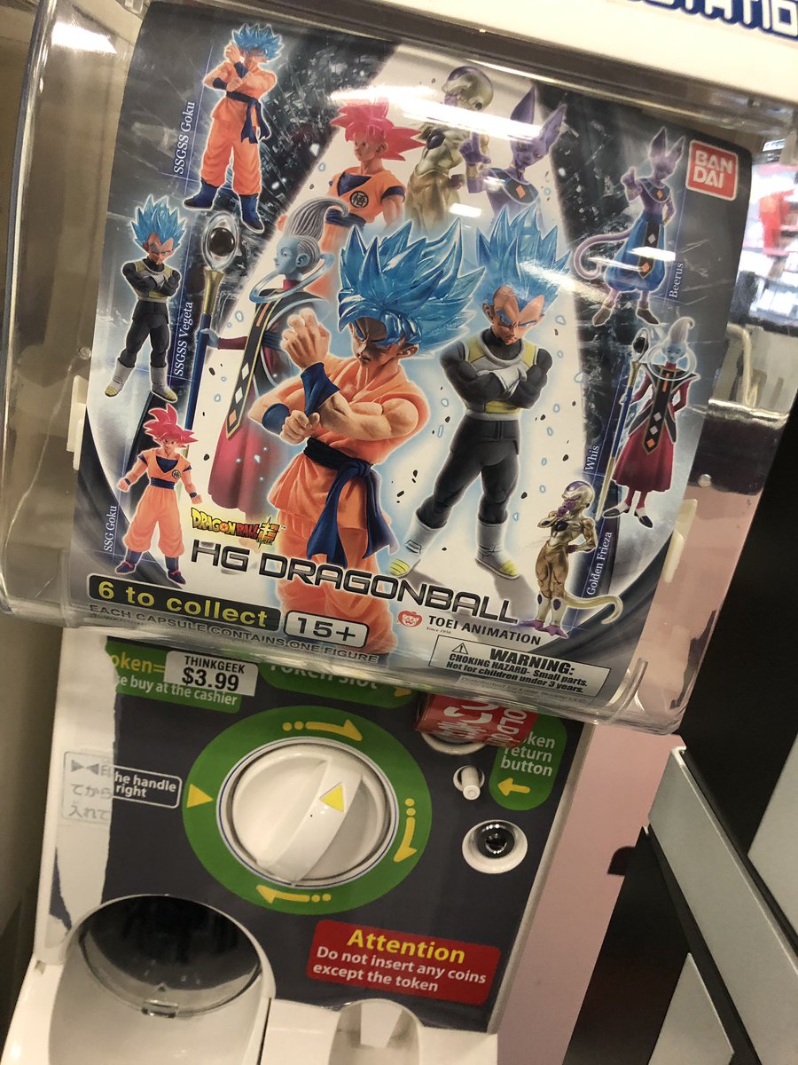 Far Star 火 木 お店休み Covid 19期間中 Di Twitter ニューヨークでのドラゴンボール事情 笑 売ってる ゲームセンターのも一番くじのも 一番ビックリしたのはプレミアムバンダイで1体1500円くらいで数体セットのhgシリーズのものが ガチャガチャになってるのが