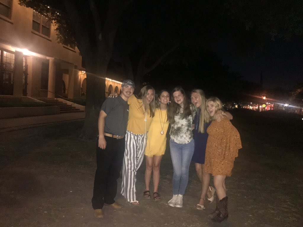 ForneyFFA's tweet photo. Had an amazing night at the stock yards and at risky’s steak house! #ForneyFFA #TexasFFA https://t.co/3ymgDv6kBK