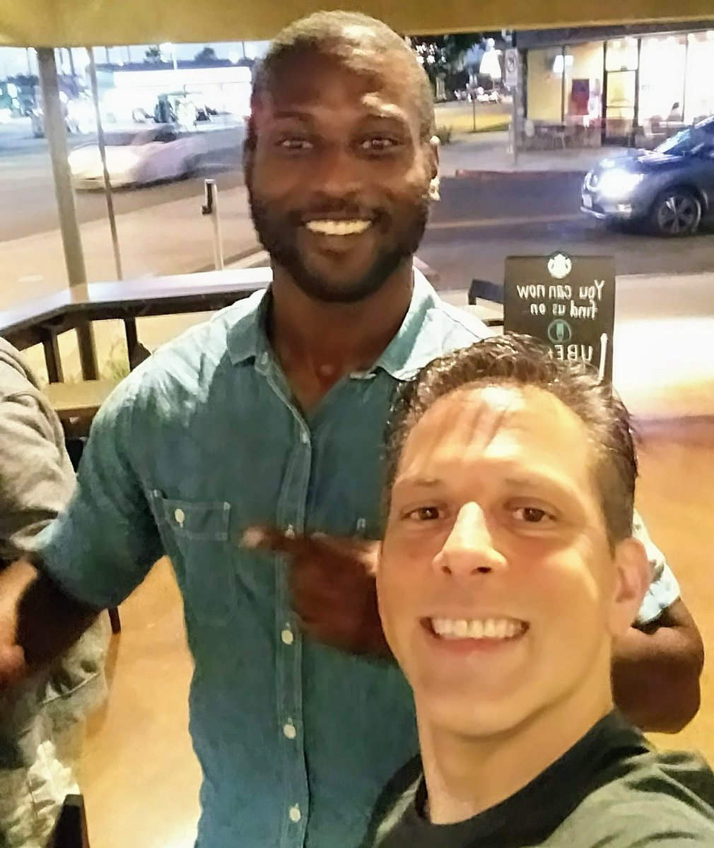 james_priest1's tweet image. r6d7 #100DaysOfCode - I went to a @LearnToCodeLA (Learn Teach Code) meetup and had a great time!
I met up with @vjhawkins1 to talk tech. He's the first #100DaysOfCode member I've actually met IRL😀🙌
We talked about the job hunt struggle✊😎
Log; james-priest.github.io/100-days-log/l…