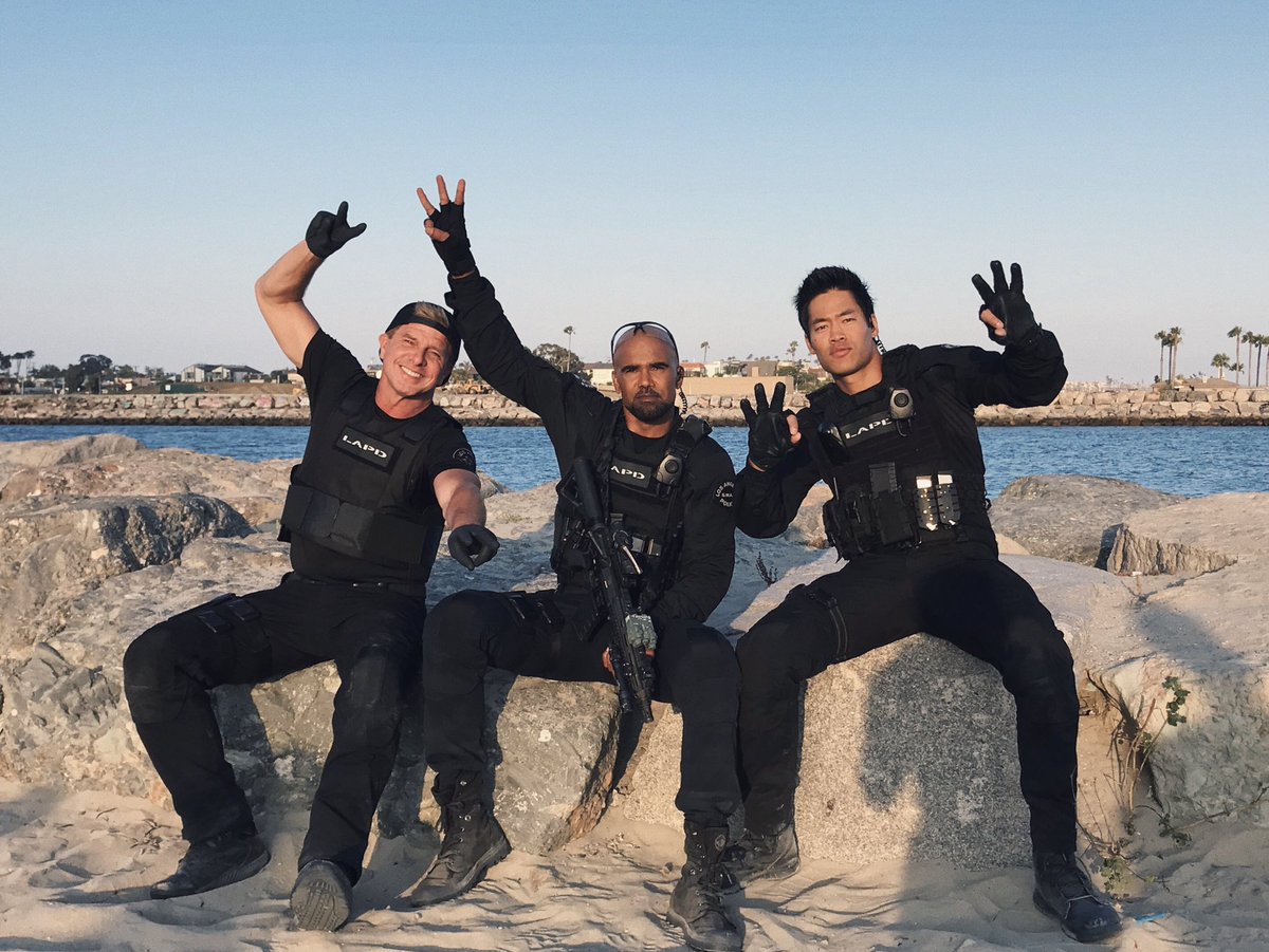 JMRamos1701D's tweet photo. #SWATThursday #SWAT @dogmagayle @lantetrain @shemarmoorefans @Becoming_Bryna @deldotto_paula @Michael28710212 @PartyPaulG1992 @swatcbsfans @cbsswat @swatwatchparty @swatcbs2017 @swatcbsfans @AlexRussellNet @Anndrea09 @my_guy_jay @KennyJFanLove https://t.co/ZfvEBeEFT0