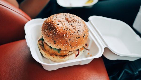 GetRePrint's tweet photo. Think you may not finish your meal? Try to BYOContainer to take your leftovers home. This reduces food and packaging waste! https://t.co/5ITW1ZV6ns