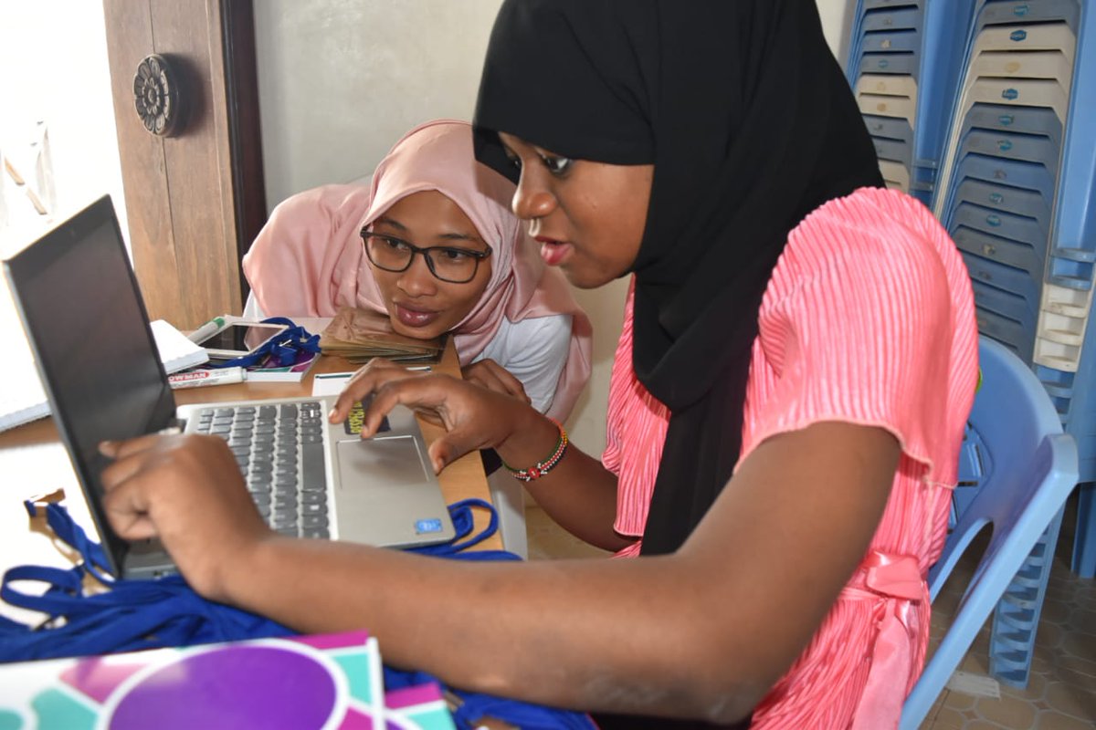 pwaniteknowgalz's tweet photo. We are set for #StemCafe_Ke in Lamu to equip young women with employable #stem skills for three days training them on website development, #mobile data collection, #digitalskills #sdg #humancenteredesign students from Lamu girls joined us today 🙂 https://t.co/435MnYVe0D