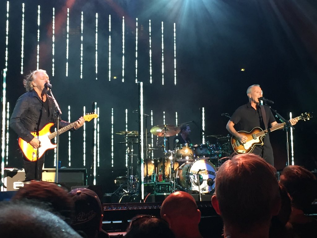 jeromebeard's tweet photo. @curtsmith @tearsforfears in Nîmes 😊 https://t.co/E0PrMeoX4D