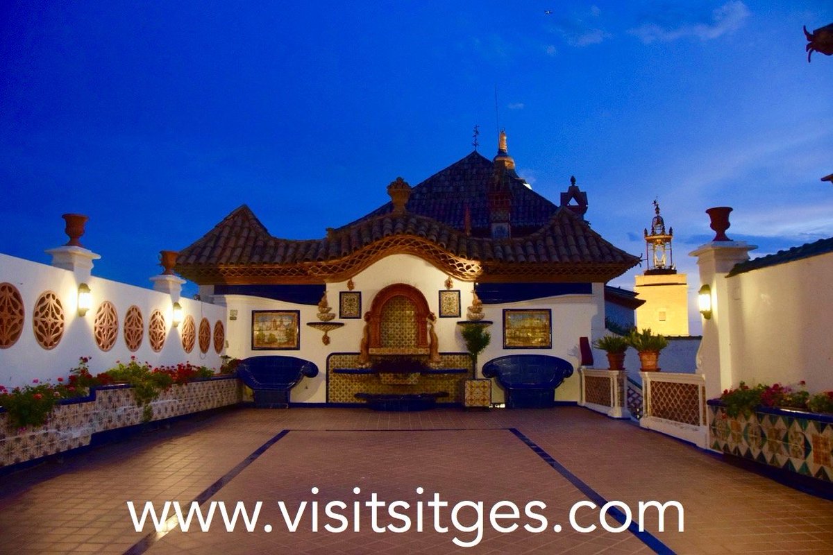 Capvespre al Maricel d <a href="/MuseusDeSitges/">Museus de Sitges</a> dins el programa del Sitgestiu 2019!
Un experiència on pots conèixer el conjunt de Maricel com no l’havies vist mai
Última oportunitat el divendres 16 d'agost, no t'ho perdis!!
PROGRAMA SITGESTIU 2019 A visitsitges.com/ca/sitges-news…