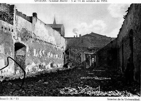 En 1934, tras la victoria de la dcha. en el 33, se incluye a 3 ministros de la CEDA.PSOE, UGT y CNT no aceptan la derrota y desencadenan la Revolución de Octubre. Acabaron con la Universidad de Oviedo por burguesa y con la Catedral (cámara santa hoy Patrimonio UNESCO) #18deJulio