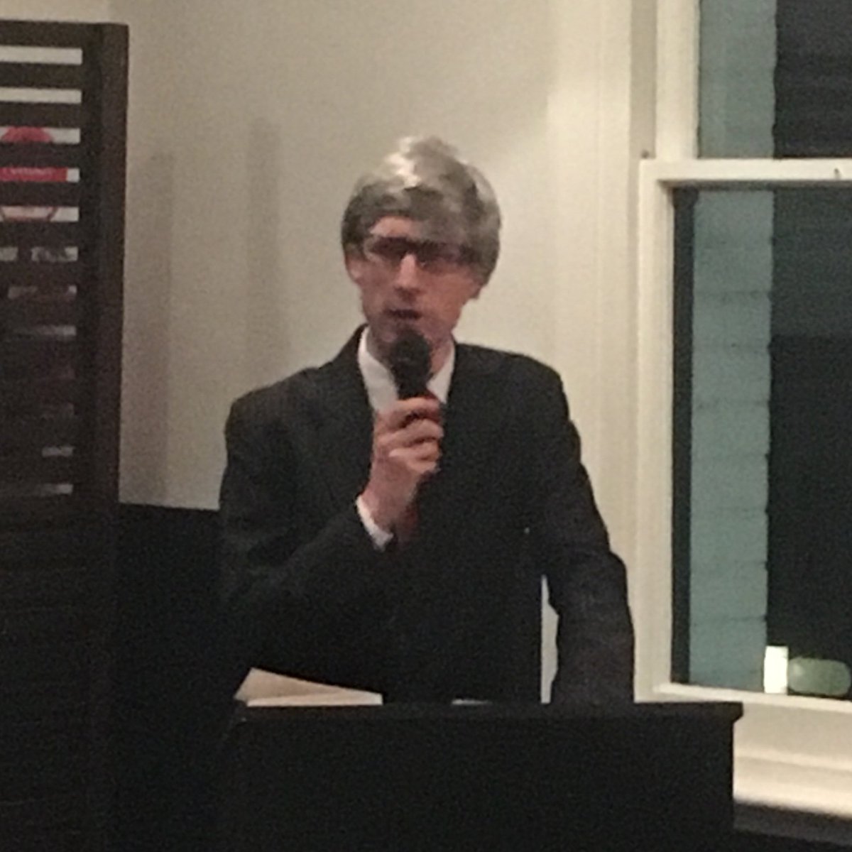 scribepub's tweet image. A great turnout tonight for the launch of A Wunch Of Bankers by @danziffer — thrills, spills, and financially irresponsible chills with Dan, “Kenneth ‘J’ Hayne” aka @SammyJ_comedian, and Jon Faine.

#AWunchOfBankers #bankingRC
